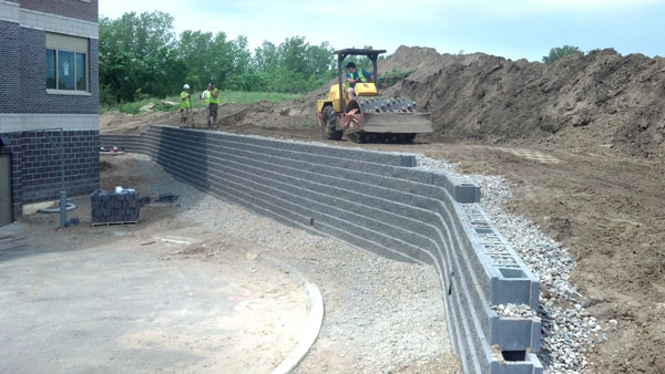 retaining wall under construction 6